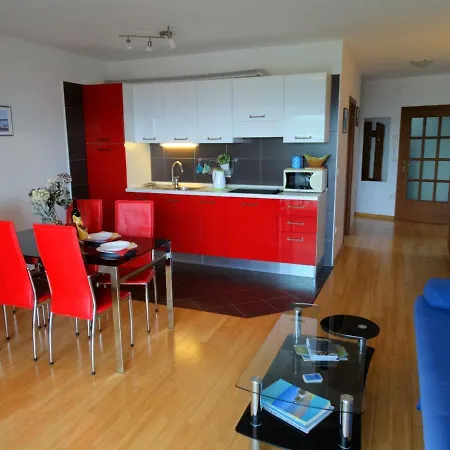 Tomislav Apartment *