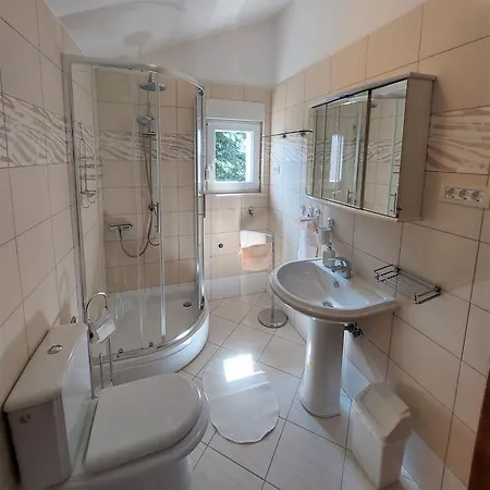 Tomislav Apartment